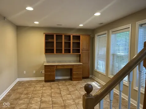 8645 Meridian Square Drive Indianapolis IN 46240