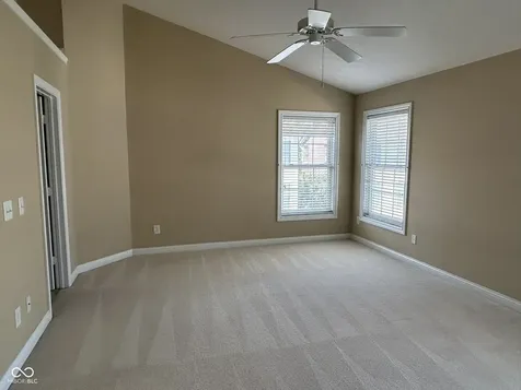 8645 Meridian Square Drive Indianapolis IN 46240