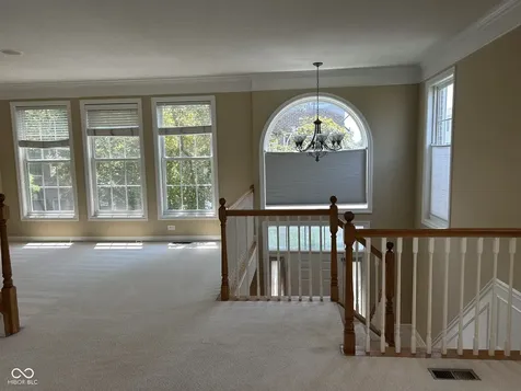 8645 Meridian Square Drive Indianapolis IN 46240
