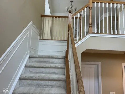 8645 Meridian Square Drive Indianapolis IN 46240