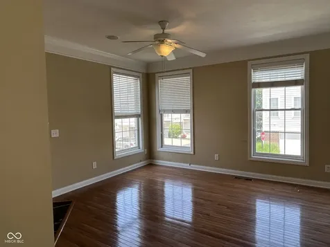 8645 Meridian Square Drive Indianapolis IN 46240