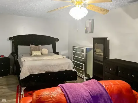 4338 Westbourne Drive Indianapolis IN 46205