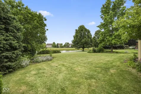 1107 Sugar Maple Greenwood IN 46143