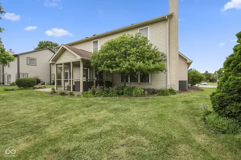 1107 Sugar Maple Greenwood IN 46143