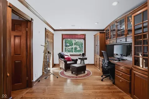 6717 La Tour Circle Indianapolis IN 46278