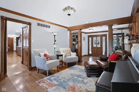 6717 La Tour Circle Indianapolis IN 46278