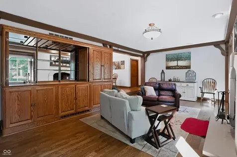 6717 La Tour Circle Indianapolis IN 46278