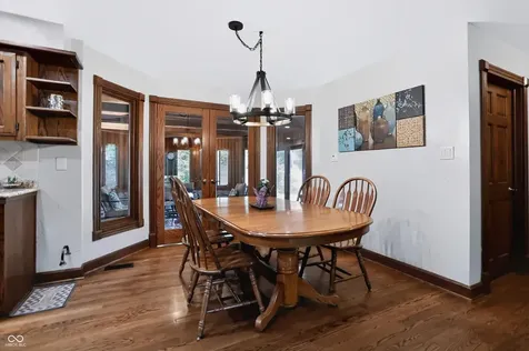 6717 La Tour Circle Indianapolis IN 46278