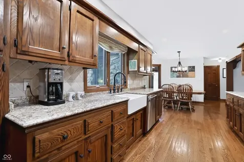 6717 La Tour Circle Indianapolis IN 46278