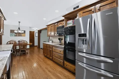 6717 La Tour Circle Indianapolis IN 46278