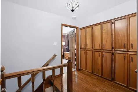 6717 La Tour Circle Indianapolis IN 46278