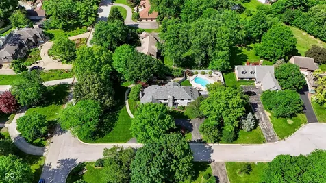 6717 La Tour Circle Indianapolis IN 46278