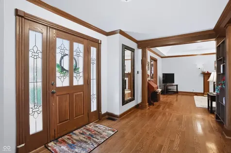 6717 La Tour Circle Indianapolis IN 46278
