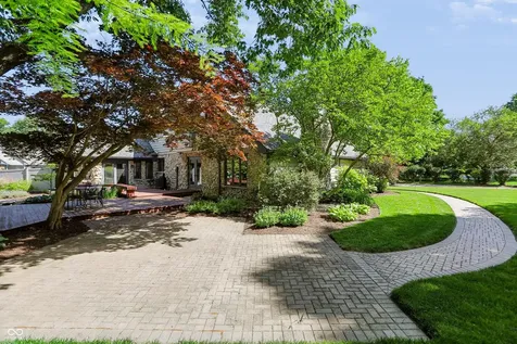 6717 La Tour Circle Indianapolis IN 46278