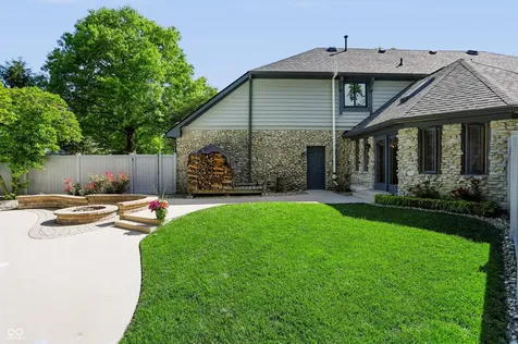 6717 La Tour Circle Indianapolis IN 46278