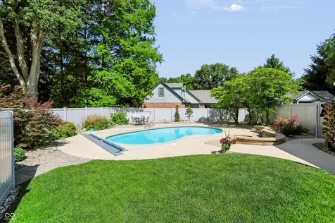 6717 La Tour Circle Indianapolis IN 46278