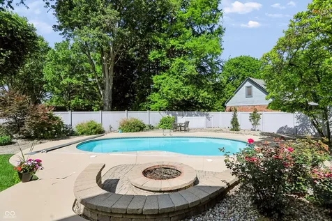 6717 La Tour Circle Indianapolis IN 46278