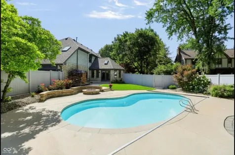 6717 La Tour Circle Indianapolis IN 46278
