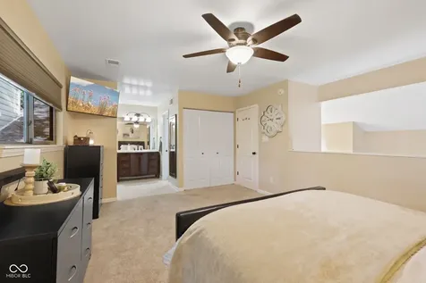 5643 Twin Lakes Court Indianapolis IN 46237