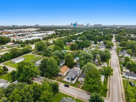 853 S Belleview Place Indianapolis IN 46221