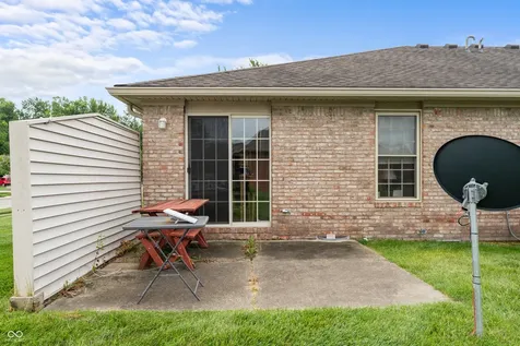 5156 Memphis Court Columbus IN 47203