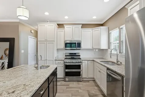 6217 Andrews Way Whitestown IN 46075
