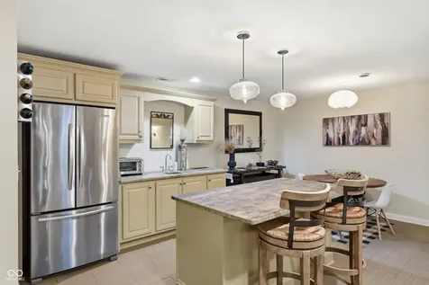 6217 Andrews Way Whitestown IN 46075