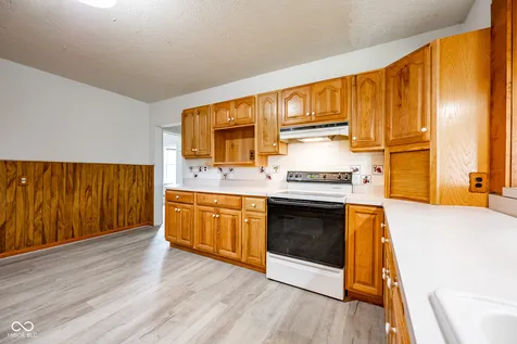 1109 E Us Highway 40 Brazil IN 47834