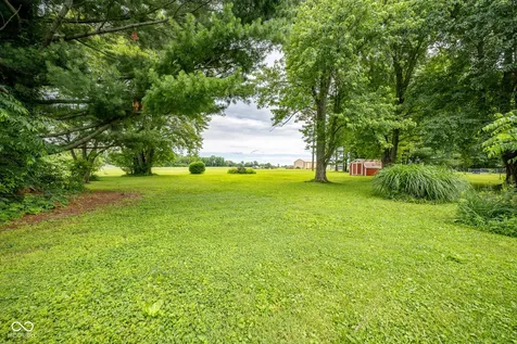 1109 E Us Highway 40 Brazil IN 47834