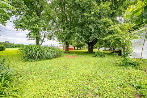 1109 E Us Highway 40 Brazil IN 47834