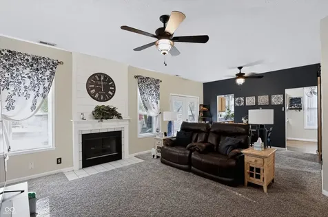 8026 Midlothian Way Indianapolis IN 46214
