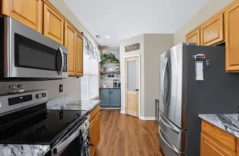 8026 Midlothian Way Indianapolis IN 46214