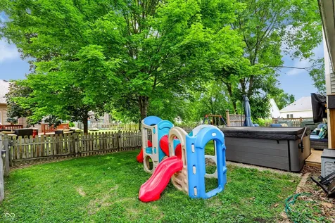 8026 Midlothian Way Indianapolis IN 46214