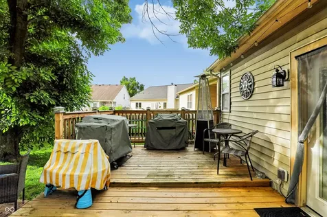 8026 Midlothian Way Indianapolis IN 46214