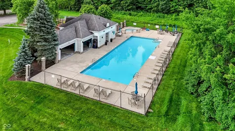 8026 Midlothian Way Indianapolis IN 46214
