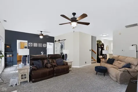 8026 Midlothian Way Indianapolis IN 46214