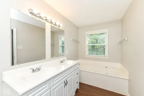 7954 Branch Creek Drive Indianapolis IN 46268