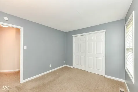 7954 Branch Creek Drive Indianapolis IN 46268