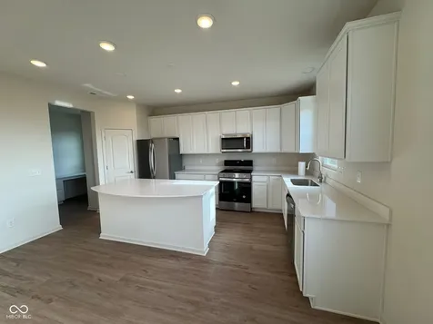 6837 Bridle Oaks Court Whitestown IN 46075