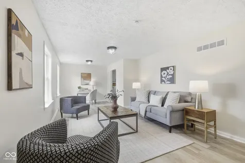 2204 Walnut Way Noblesville IN 46062