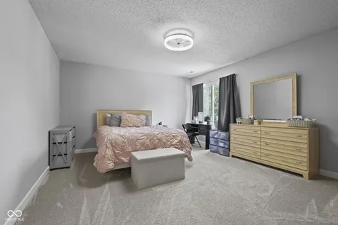 435 Lake Shore Court Franklin IN 46131