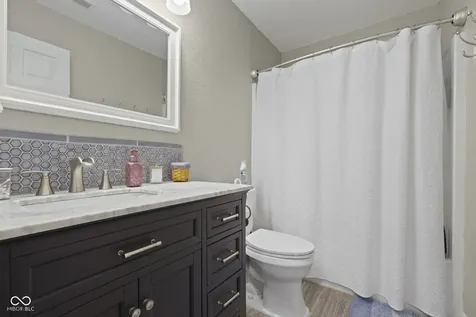 435 Lake Shore Court Franklin IN 46131