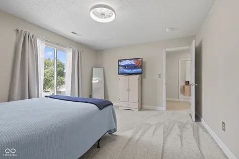435 Lake Shore Court Franklin IN 46131