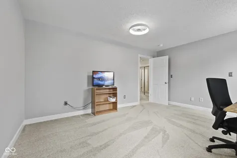 435 Lake Shore Court Franklin IN 46131