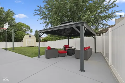 435 Lake Shore Court Franklin IN 46131