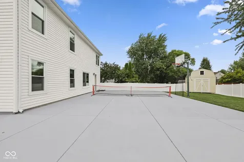 435 Lake Shore Court Franklin IN 46131