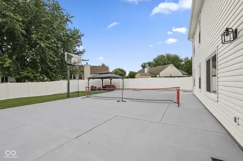 435 Lake Shore Court Franklin IN 46131