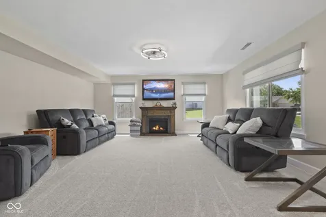 435 Lake Shore Court Franklin IN 46131
