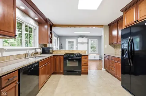 7295 E 108th Street Fishers IN 46038