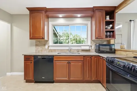7295 E 108th Street Fishers IN 46038